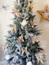 Load image into Gallery viewer, SET OF 6 - Christmas Tree Velvet Bows - Clip on - Christmas tree butterflies Bows - Beige