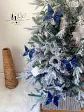 Load image into Gallery viewer, SET OF 6 - Christmas Tree Velvet Bows - Clip on - Christmas tree butterflies Bows - Navy blue