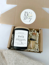 Load image into Gallery viewer, Soy wax vegan candle Gift Set / Best Friend / Christmas gift for friend colleague
