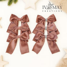 Load image into Gallery viewer, Luxury Handmade Velvet Christmas Tree Bows: Rose Gold Clip-On Ornaments - Light Dusty Pink - Rose Pink

